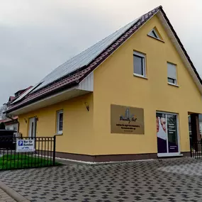 Außenansicht Kosmetik Studio Bad Langensalza, gut erreichbar aus Gotha, Mühlhausen, Eisenach, Nordhausen und Erfurt. Permanent Make-Up Studio Bad Langensalza, Mitteldeutschland, Thüringen, Microneedling Studio Bad Langensalza,