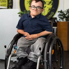 Jonas Lacher - AXA Versicherung ABSOLUT Finanz GmbH & Co. KG - Kfz-Versicherung  in  Günzburg