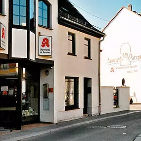 Aussenansicht der Apotheke am Darrplatz