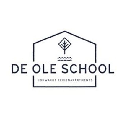 Logo von De Ole School - Ferienwohnungen Hohwacht Ostsee