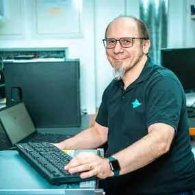 Computerzeit GmbH & Co. KG - Computergeschäft und Service Köln