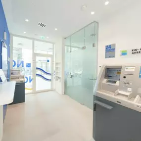 HYPO NOE Landesbank - 2620 Neunkirchen