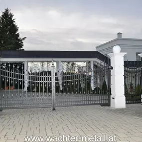 Wachter Bau- und Kunstschlosserei GmbH - Flügeltore