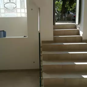 Mager Glas GesmbH - Punktgehaltenes Stiegengeländer