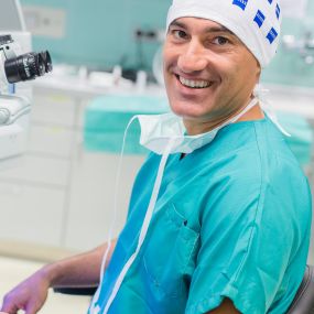 Univ.-Doz. Dr. Navid Ardjomand / Sehzentrum für Augenlaser & Augenchirurgie 8010 Graz