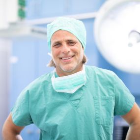 Orthopäde OA Dr. Klaus Valenta
Facharzt für Orthopädie und
orthopädische Chirurgie