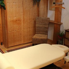 Adi Zeltner Massagefachinstitut