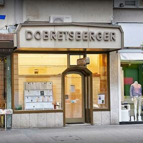 Bestattung Dobretsberger. Landstraße 35, 4020 Linz