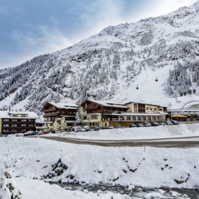 Alpensporthotel Mutterberg  Außenansicht