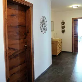 Bild von Gerhard Gwechenberger Bau u. Möbeltischlerei