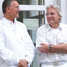 Univ. Prof. Dr. Wolfgang Dock und Dr. Helmuth Mendel 1080 Wien