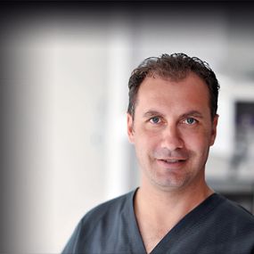 DDr. Klaus Gadner Oralchirurgie & Implantologie