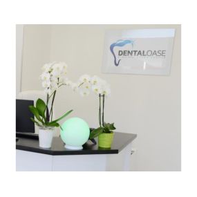 DENTALOASE Dr. med.dent. Csaba SANDOR - Wir sind spezialisiert auf Zahnersatz, Kronen- Brücken und Prothesen Implantate und umfangreiche zahnmedizinischen Leistungen sanfte und schmerzfreie, Behandlungsmethoden Zahnprophylaxe – Mundhygiene.