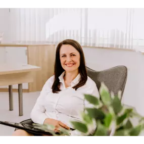 Dr. Meri Knoll Psychiater und Psychotherapeutische Medizin