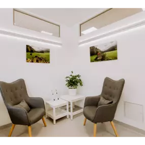 Dr. Meri Knoll Psychiater und Psychotherapeutische Medizin