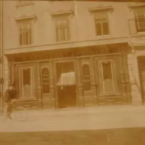 Apotheke Zur göttlichen Vorsehung in Graz Geschichte