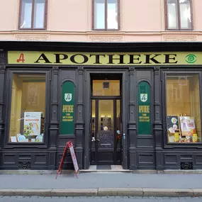 Apotheke Zur göttlichen Vorsehung in Graz Außenansicht