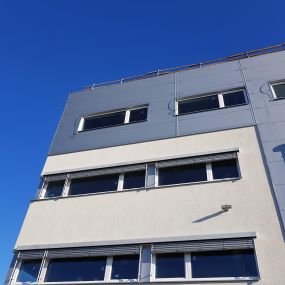 Fenster Graz - DR. MAITZ GmbH - Fenster, Türen + Sonnenschutz in Graz, Graz-Umgebung , Leibnitz und der gesamten Steiermark  - Referenzobjekt Laborgebäude/ © J. Maitz