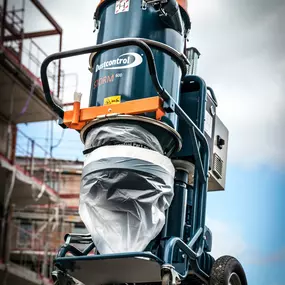 Industriestaubsauger von Dustcontrol für Baustellen und Sanierung