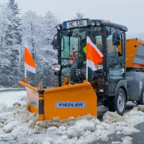 Objektbetreuung Löffler Peter in 6020 Innsbruck  - Winterdienst