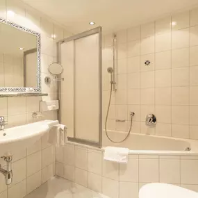 Hotel Garni Helvetia in 6561 Ischgl - Badezimmer