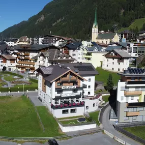 Hotel Garni Helvetia in 6561 Ischgl