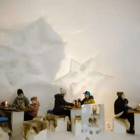 Fondue-Iglu Engstligenalp