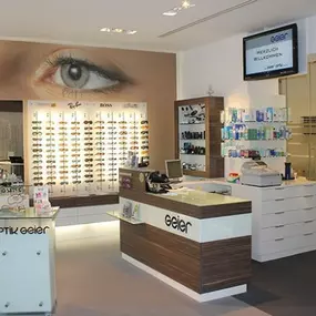 Geier-Optik GesmbH 4040 Linz Innenaufnahme