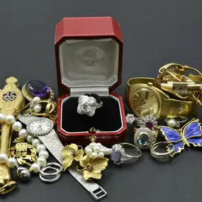 Bild von Gold verkaufen | Ankauf von Uhren und Schmuck | Galerie Inauen