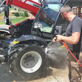 Perfekt zum Reinigen von allen Arten von schweren Maschinen.