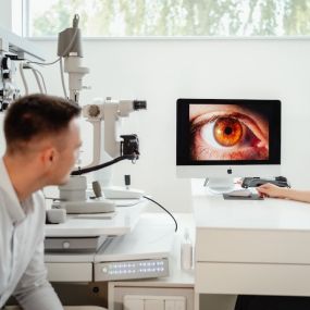 Augenoptik & Hörgeräte Mahringer