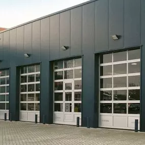 Kilga Metall- u. Torbau GmbH - Sektionaltore, Rolltore, Schnellauftore, Schiebetore, Falttore, Arealabsperrungen, Brandschutz Tore, Türen, etc. für industrielle Anforderungen.