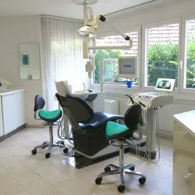 Bild von Kieferorthopädie in Dübendorf, Dr. med. dent. Christian Dietrich
