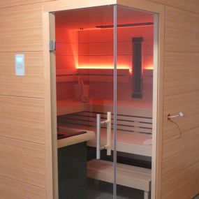 Sauna mit Dampffunktion, Paneele