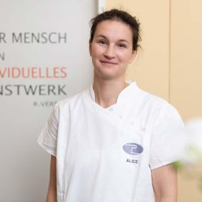 MR Dr. med. Petra Lugger, MSc. – Chirurgie Spezialpraxis für Proktologie, Ernährungsmedizin und Endoskopie