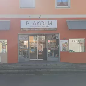 Plakolm - Optik Hörakustik Schmuck Uhren - Außenansicht