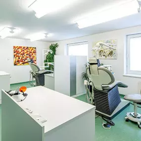 Gemeinschaftspraxis - Dr.med.univ. Renate Margreiter - Dr.med.dent. Elisabeth Margreiter