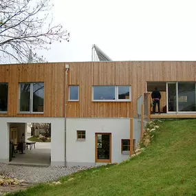 Hasslinger GmbH - Fensterschauraum in 2700 Wiener Neustadt - Referenz