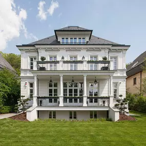 Hasslinger GmbH - Fensterschauraum in 2700 Wiener Neustadt - Referenz