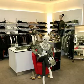 Alton Schuh - Mode - Sport - in Feldkirch - Innenansicht