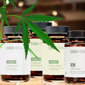 UNSERE WIRKAKTIVEN VITAMINE UND BIO MIKRONÄHRSTOFFE ERGÄNZEND ZU UNSEREN CBD ÖLEN