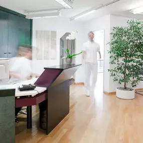 Bild von Zahnärzte Hasenberg AG - Dr. med. dent. Denis Schafroth