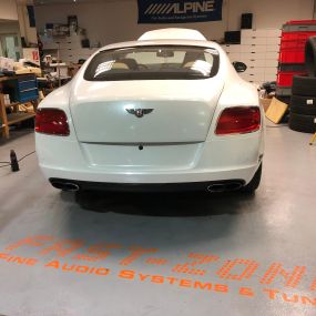 Bentley Continental GT in Diamond White komplettfoliert