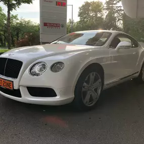 Bentley Continental GT in Diamond White komplettfoliert