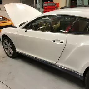 Bentley Continental GT in Diamond White komplettfoliert