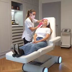 Bild von Aesthetic Medicine Clinic by Dr Madi Nasser