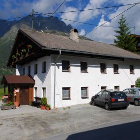 Ferienhaus Bergblick in 6444 Längenfeld - Außenansicht