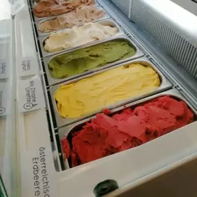 Horak Lukas - N°11 Eissalon | Patisserie