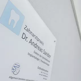 Dr. med. dent. Andreas Sander