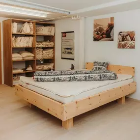 Bild von Hüsler Nest Lungern - Bettwaren und Möbel